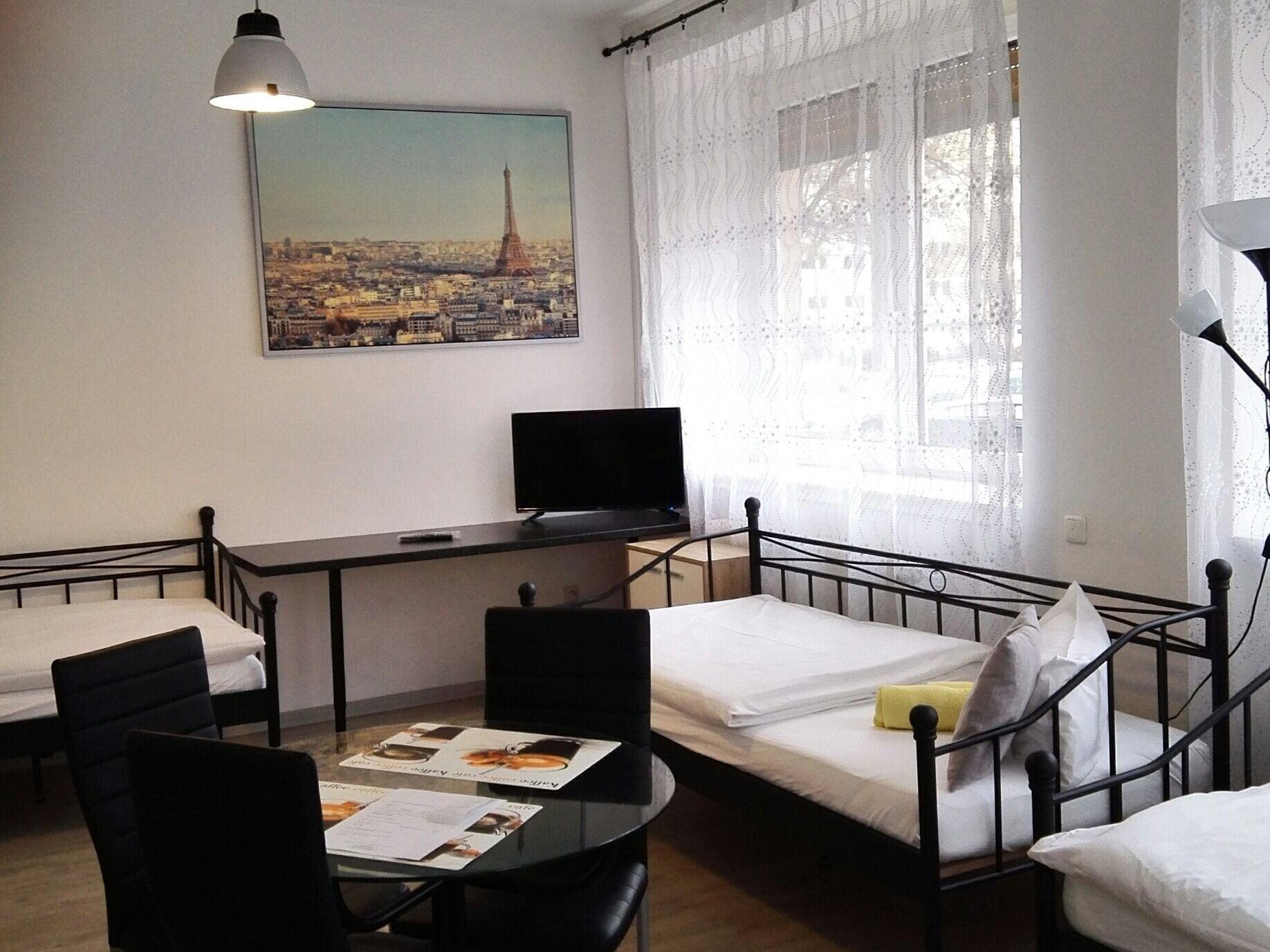 สุลตาเนียส เมลานช์ทอน Hotel Nuremberg ภายนอก รูปภาพ