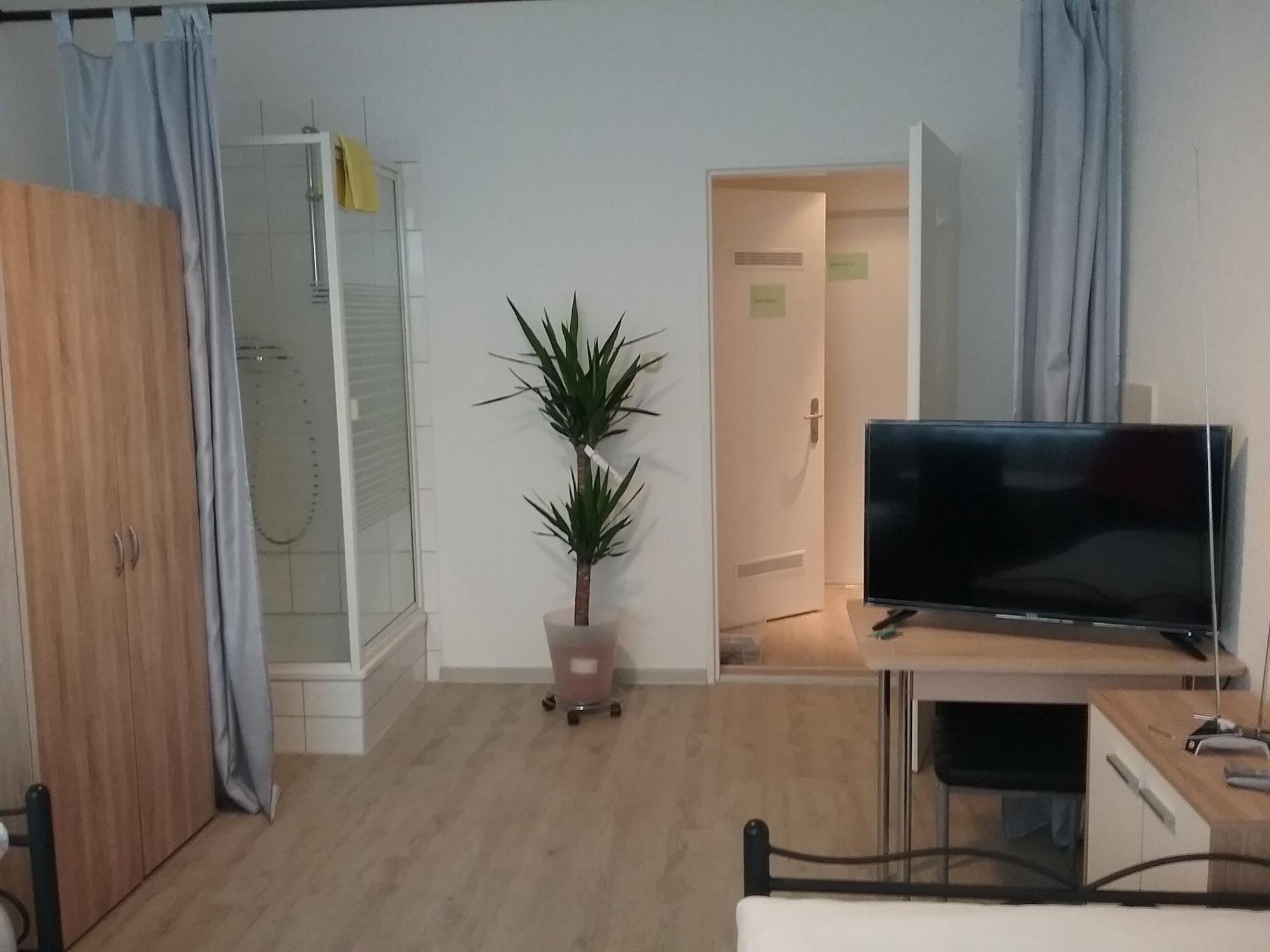 สุลตาเนียส เมลานช์ทอน Hotel Nuremberg ภายนอก รูปภาพ