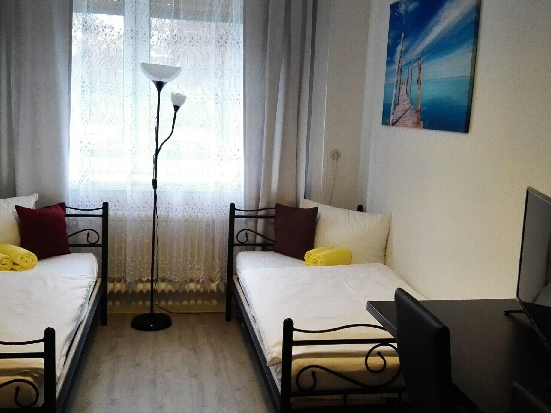 สุลตาเนียส เมลานช์ทอน Hotel Nuremberg ภายนอก รูปภาพ