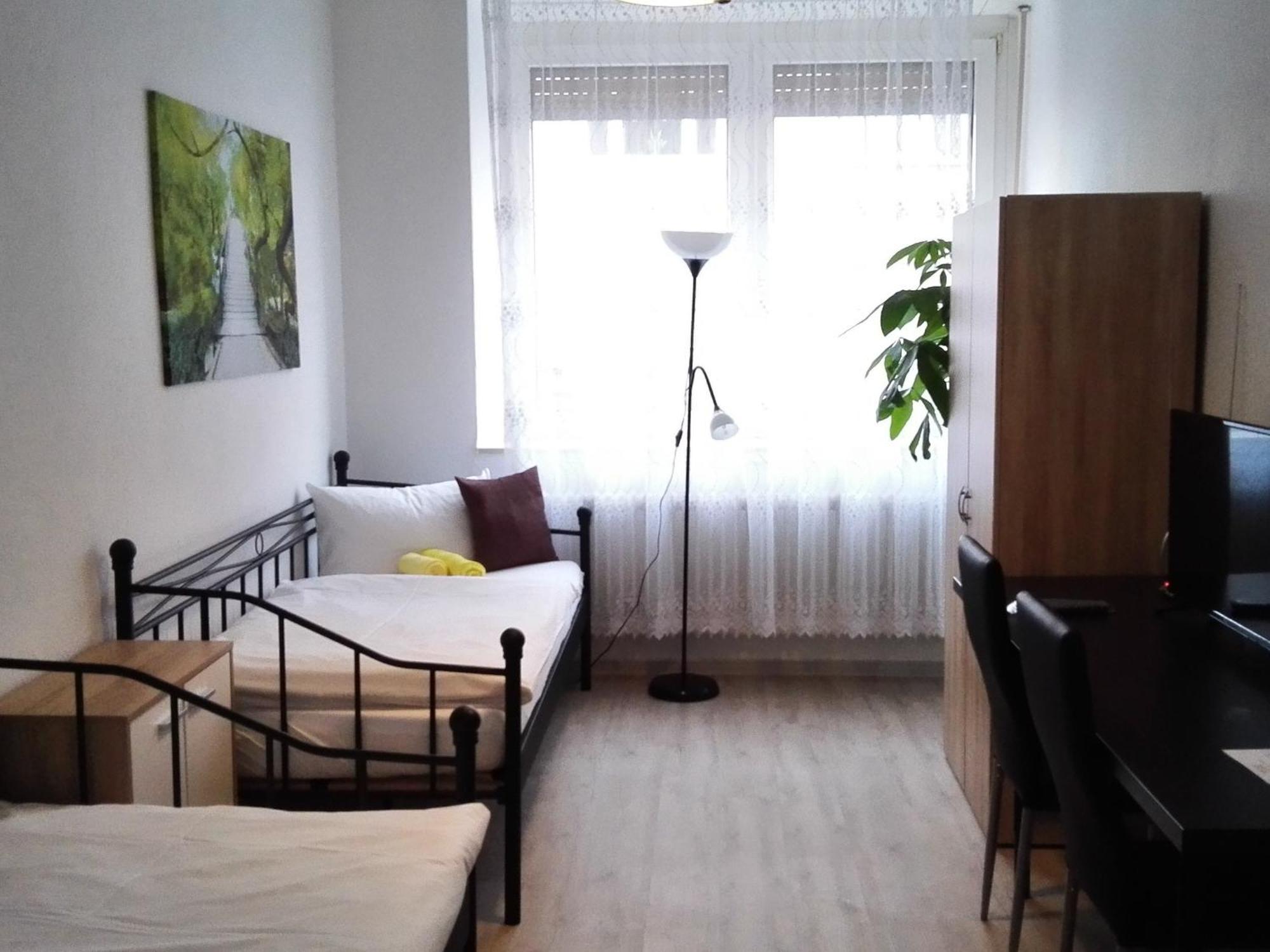 สุลตาเนียส เมลานช์ทอน Hotel Nuremberg ห้อง รูปภาพ